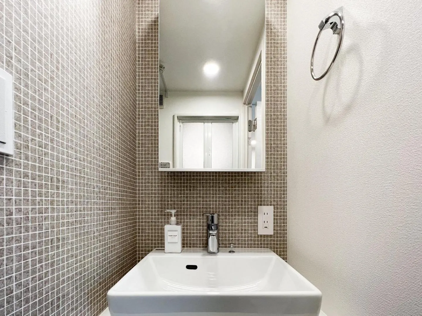 Wellsquareism Honancho Apartment Tokyo
