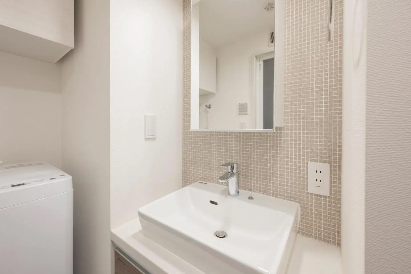Wellsquareism Honancho Apartment Tokyo
