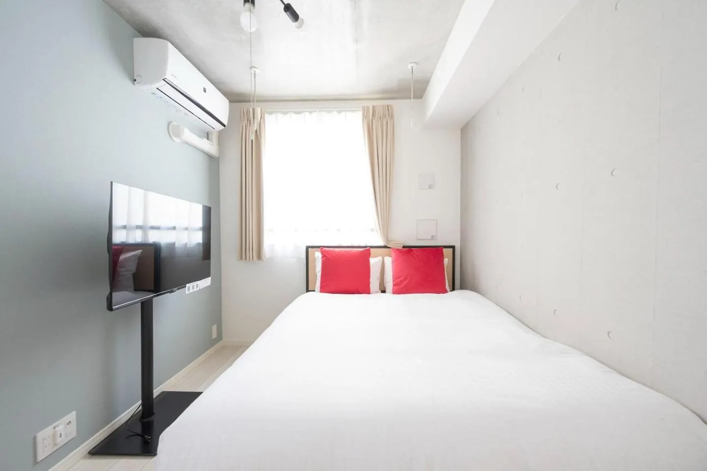 Wellsquareism Honancho Apartment Tokyo Japan