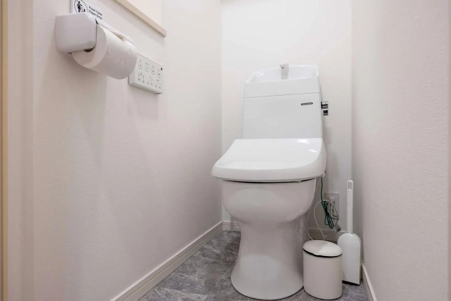 Wellsquareism Honancho Apartment Tokyo